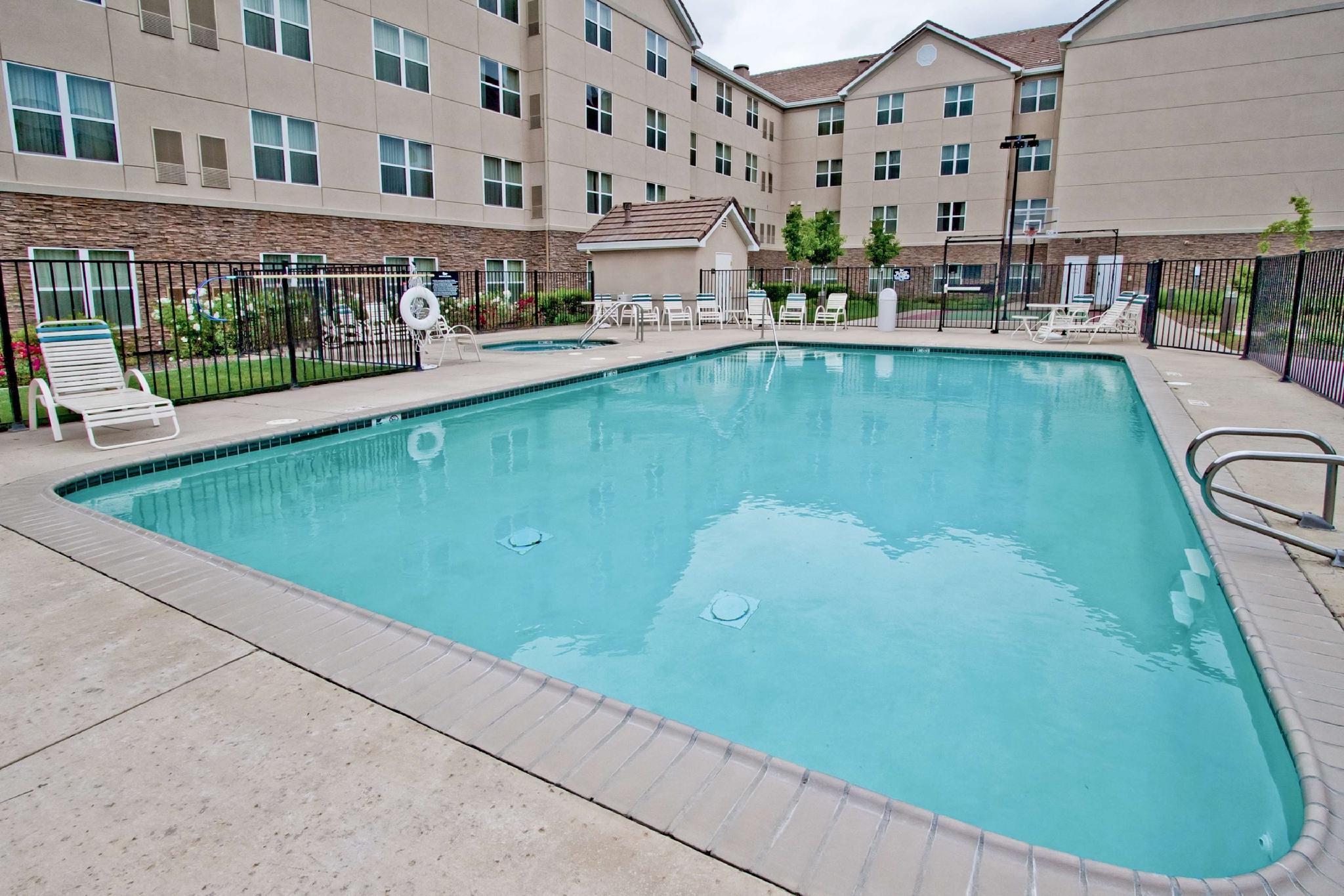 Homewood Suites By Hilton Sacramento/Роузвил Екстериор снимка
