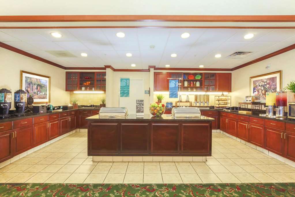 Homewood Suites By Hilton Sacramento/Роузвил Ресторант снимка